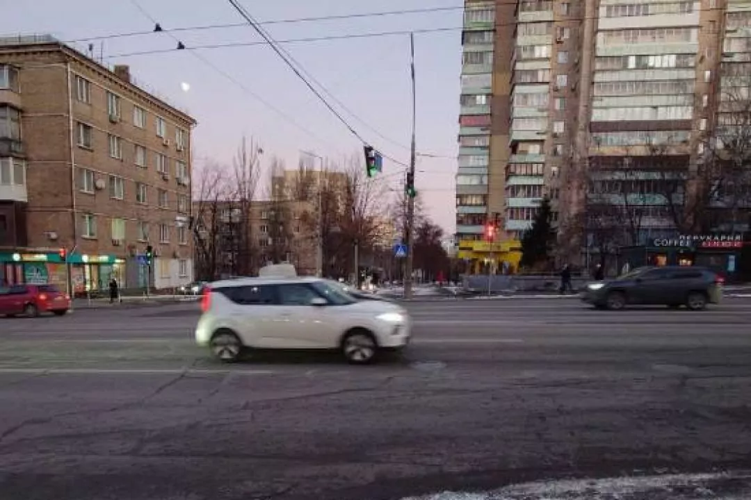 Новий наземний перехід облаштували у Соломʼянському районі