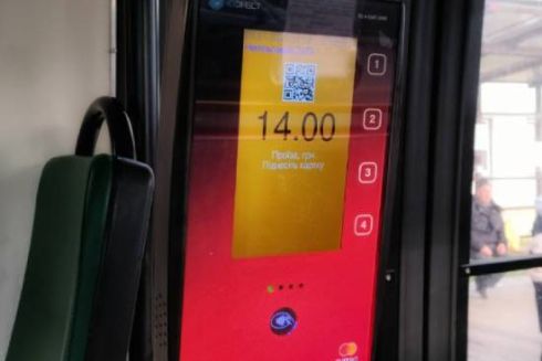 У маршрутках Чернівців почали встановлювати валідатори