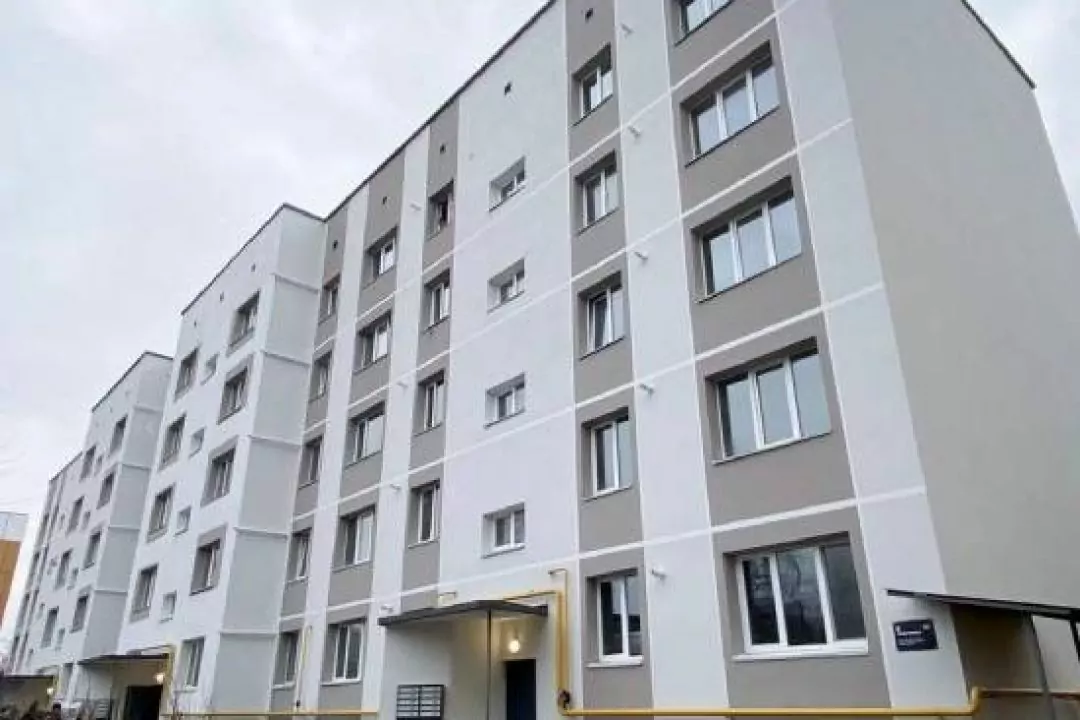 У Бородянці відновили багатоповерхівку, пошкоджену росіянами у 2022 році
