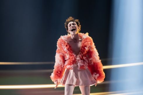 Переможець «Євробачення» Nemo повертає трофей на знак протесту проти участі Ізраїлю