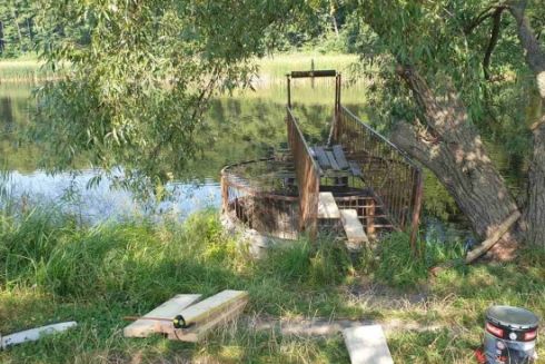 Один из прудов в Голосеевском парке обмелел из-за вандалов