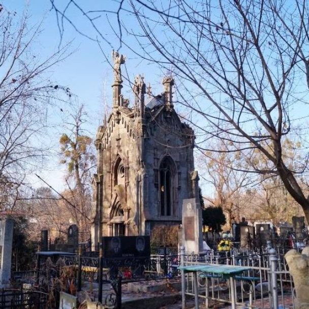 Каплицю Вітте на Байковому кладовищі хочуть реставрувати: як долучитися