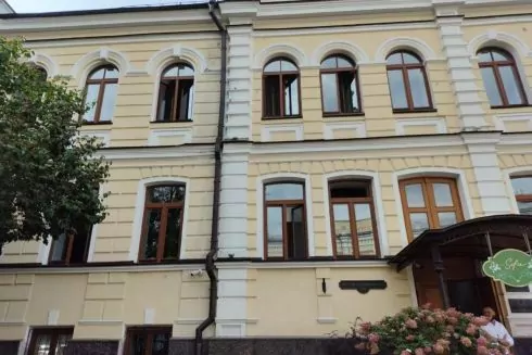 Російська атака на Київ пошкодила одну з будівель Софії Київської
