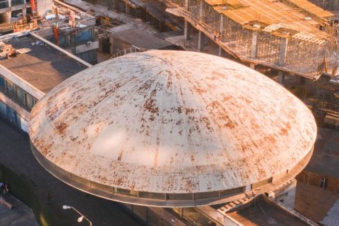 Навколо «Тарілки» на Либідській звели паркан. У КМДА кажуть, що це для реставрації