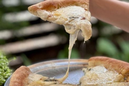 Неаполитанская пицца и завтраки целый день: на Харьковском заработало кафе Oven Cafe Bar