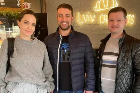 У Львові поки не будуть зносити кав&rsquo;ярню, яку відвідувала Джолі &ndash; Садовий