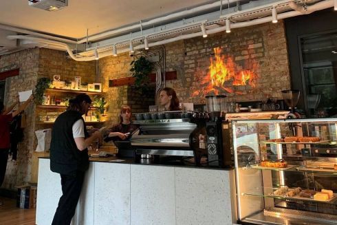 Возле цирка открылась кофейня Humans Coffee In Tech: с собственным ботом и принципами осознанного потребления