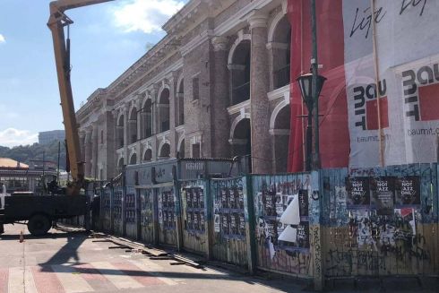 Гостиний двір на Подолі законсервують на зимовий період. А що далі