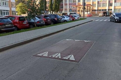 У Києві «лежачі поліцейські» можуть замінити «берлінськими подушками»