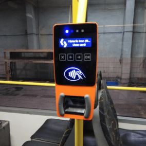 В Киеве начали устанавливать валидаторы для е-билета в транспорте