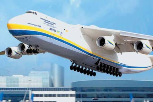 Війська РФ знищили літак «Мрія» в Гостомелі — його відновлення обійдеться у понад $3 млрд