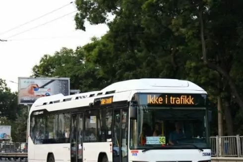 В Одесі почав курсувати перший за останні 20 років гібридний автобус