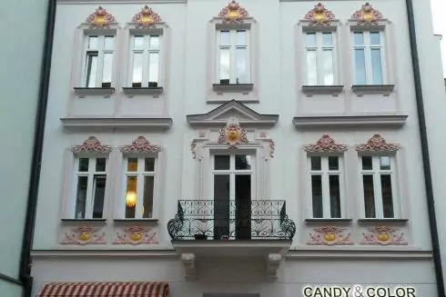 Фото. Дивіться, як у Львові відреставрували історичну кам'яницю