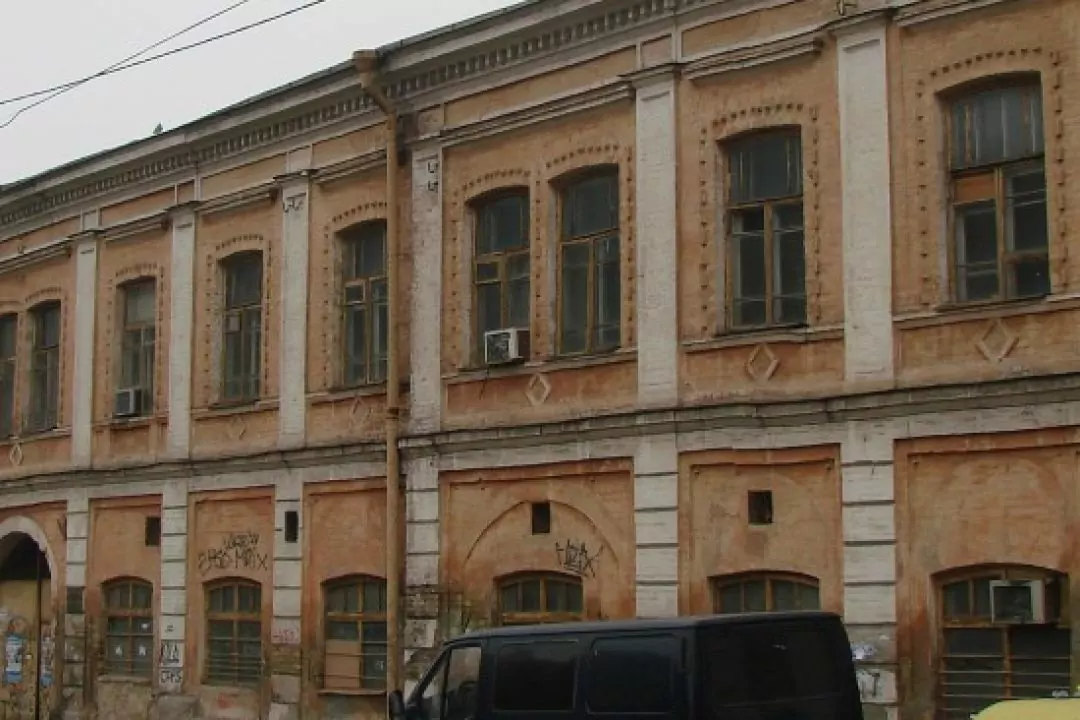 У Києві дозволили розібрати історичні будівлі Торгового дому на Подолі