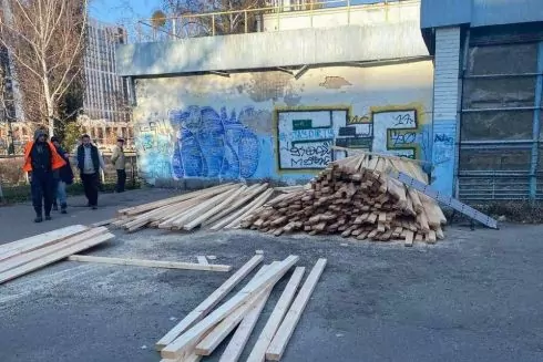 Стадіон &laquo;Старт&raquo; на Лук'янівці огородили парканом: там починається реконструкція