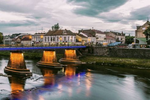 Де їсти, пити і розважатись в Ужгороді