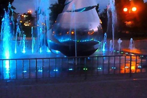 В парке «Позняки» отремонтируют фонтан «Груша». Он станет светомузыкальным