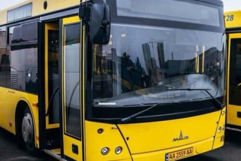 Київ втратив 2,4 млрд гривень через зупинки транспорту під час тривог