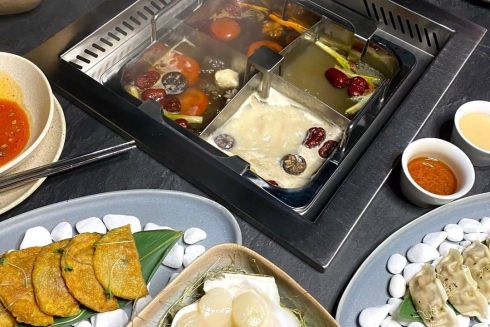На «Осокорках» відкрився заклад HotPot Plz з традиційним китайським хого