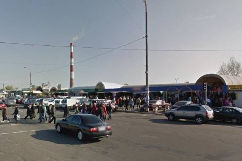На місці ринку «Троєщина» планують будувати дорожню розв'язку