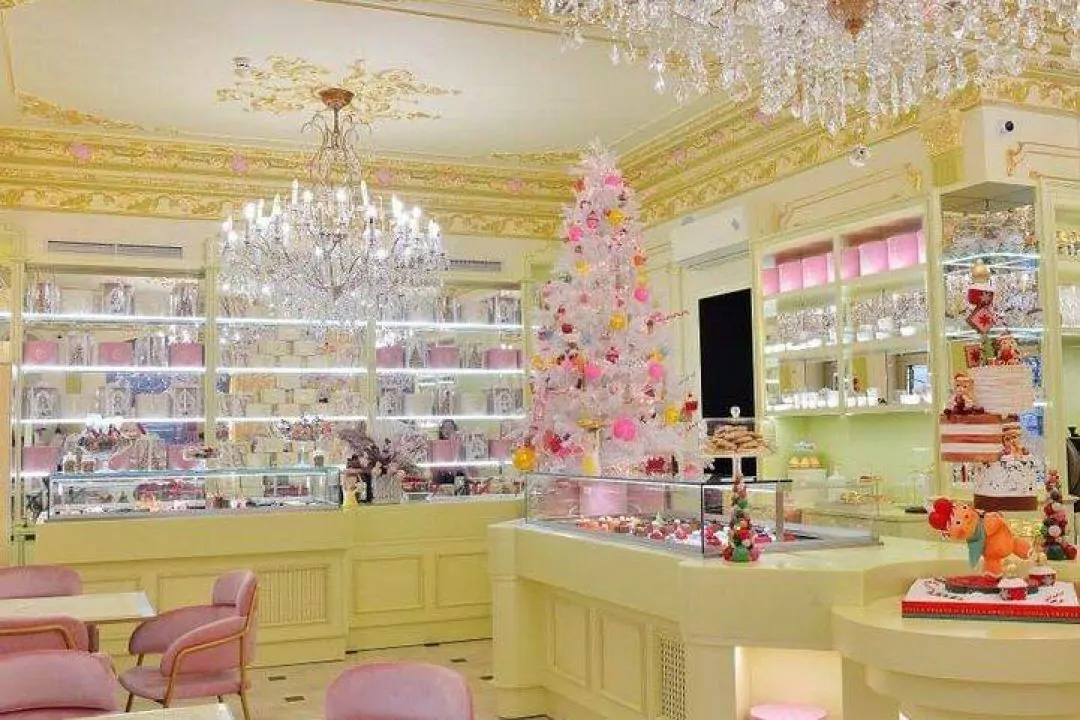 Возле &laquo;Арсенальной&raquo; открылась кафе-кондитерская Stella Sweets