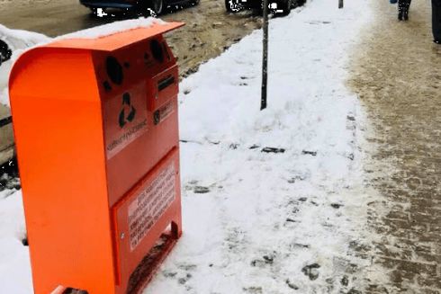 У Києві встановили перші контейнери для небезпечних відходів