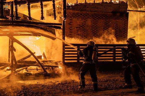 Будівля “ЮБК” на Трухановому острові постраждала від пожежі