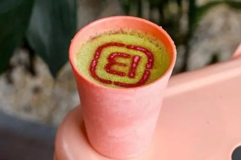 Біля &laquo;Арсенальної&raquo; відкрився заклад MaMatcha з напоями та десертами на основі матчі