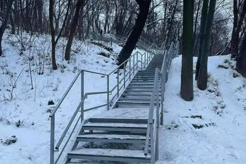 В Киеве завершили обустройство экопарка &laquo;Сырецкий яр&raquo;: что в нем сделали