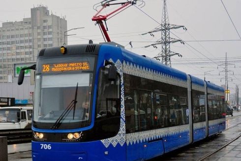 Фото. На Дарнице вышли на маршрут новые польские трамваи