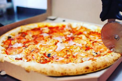 На Соломенке открылась пиццерия Go Go Pizza от команды херсонцев