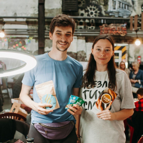 «Первые инвестиции составили 400 гривен»: Как супруги из Харькова перезапустили бизнес полезных сладостей в Вишневом