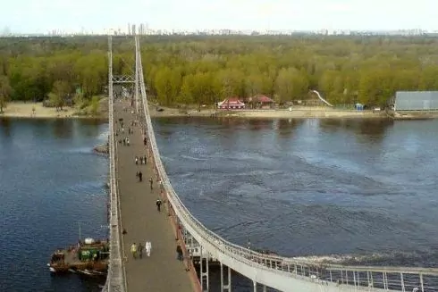 На Трухановому острові встановили цілодобову заборону на в'їзд для авто