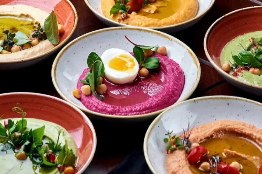 На Печерске открылся ресторан ближневосточной кухни Hummus Bar
