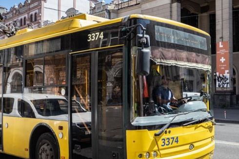 На проспекті Перемоги відновлюють курсування три тролейбуси до метро «Площа Льва Толстого»