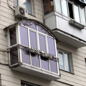 «Балконний шик»: у Києві пройде лекція про дивні балкони