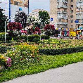 На Вишгородській облаштують сквер на місці стихійної торгівлі