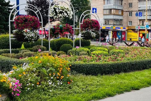 На Вышгородской обустроят сквер на месте стихийной торговли