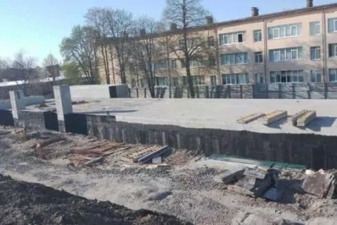 Біля ліцею у Борисполі будують протирадіаційне укриття на 500 осіб: фото