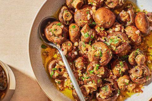 Швидка закуска із грибів — італійський рецепт від Марко Черветті