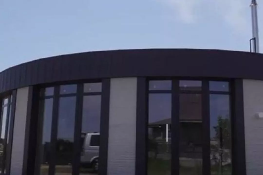 В Ірпені звели перший в Україні дім за допомогою 3D-принтера: там житиме родина полеглого військового