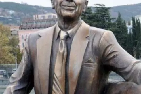 Петиція про встановлення в Києві пам'ятника Рейгану набрала необхідні голоси