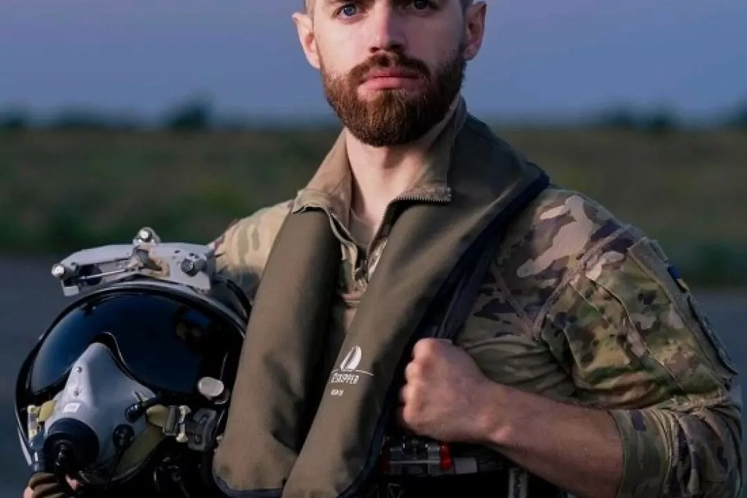 Петиція про перейменування вулиці на Солом&rsquo;янці на честь пілота "Джуса" набрала голоси