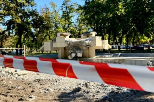 Демонтований модерністський фонтан у Дарницькому районі відновлять &mdash; РДА
