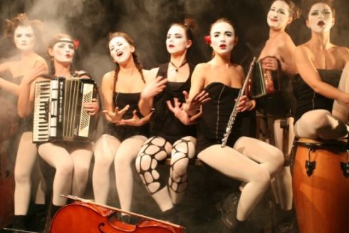 Dakh Daughters випустили пісню на вірш загиблої письменниці Вікторії Амеліної