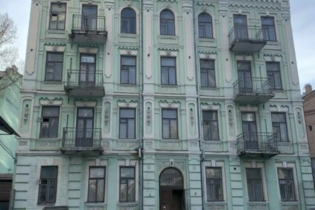 Біля Палацу спорту розбирають садибу 1900 року, що належала лікарю Баршаху