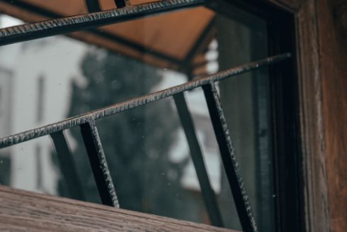 Во Львове отреставрировали исторические двери неподалеку от Стрыйского парка