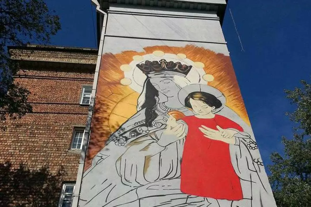 На Проспекті Перемоги малюють ще один мурал