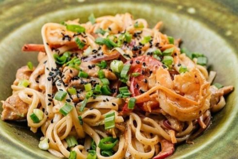 На Лукʼянівці відкрився ресторан &laquo;Барсук&raquo; зі сніданками протягом дня і коктейлями