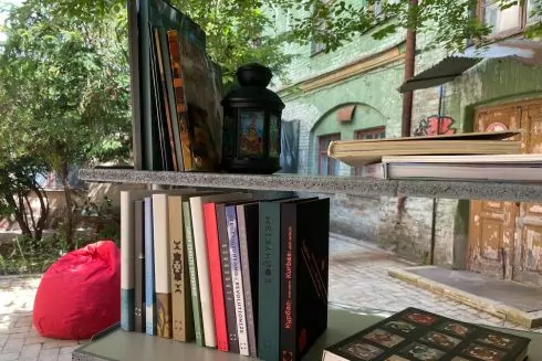 Музей Ханенків відкриває літній дворик: там є WiFi, кава і печиво